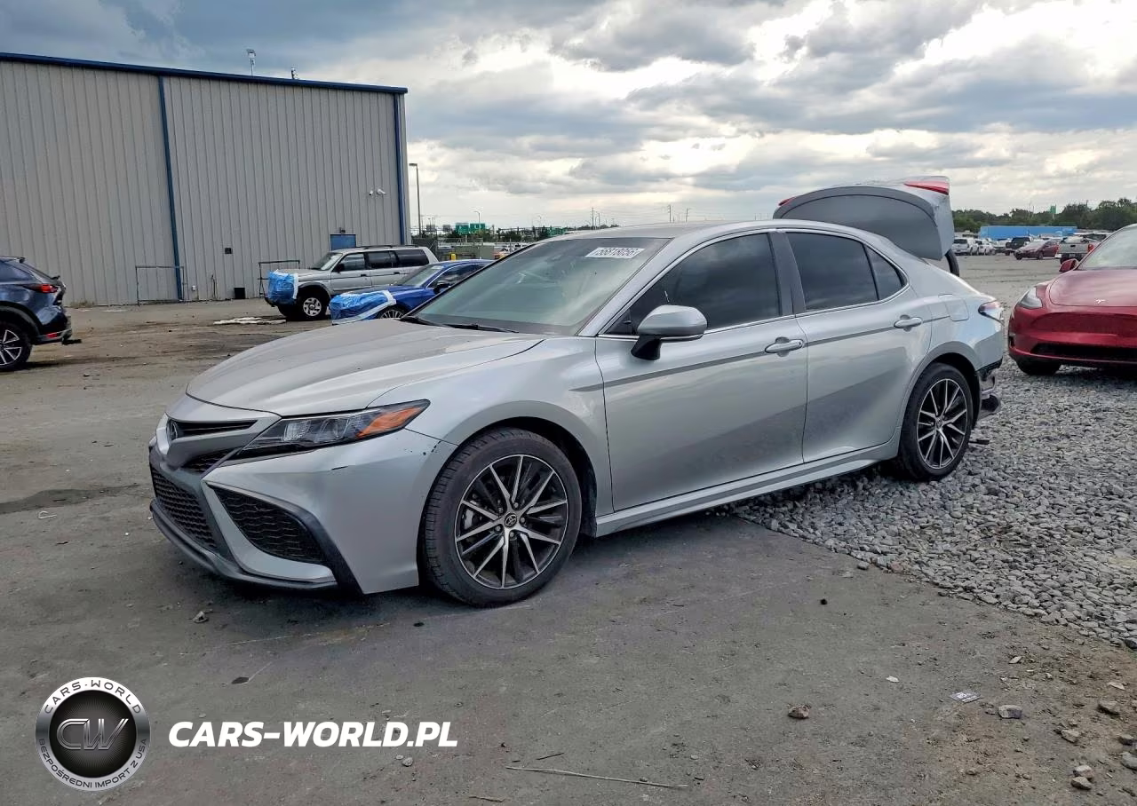 2023 Toyota Camry Se – zdjęcie 1 z 13