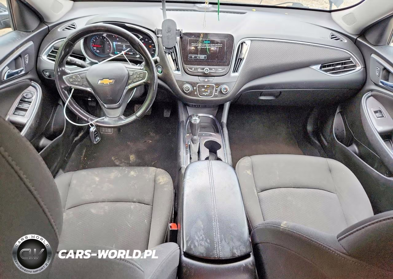 2018 Chevrolet Malibu Lt VIN:1G1ZD5ST4JF250672 - 8