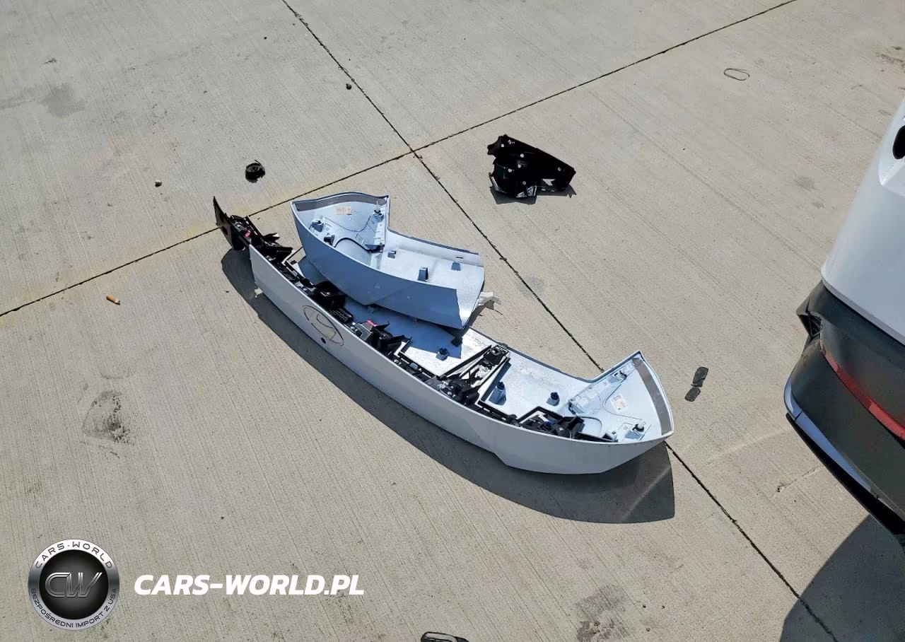 2026 Hyundai Elantra Limited VIN:KMHLN4DJ4TU194971 - 12