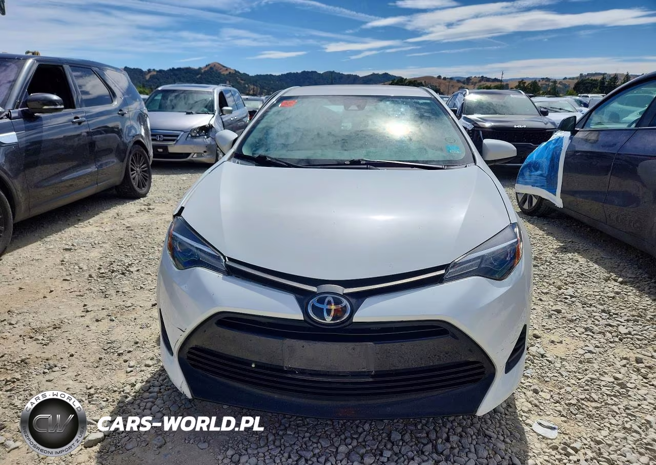2019 Toyota Corolla Le VIN:5YFBURHE5KP941857 - 5