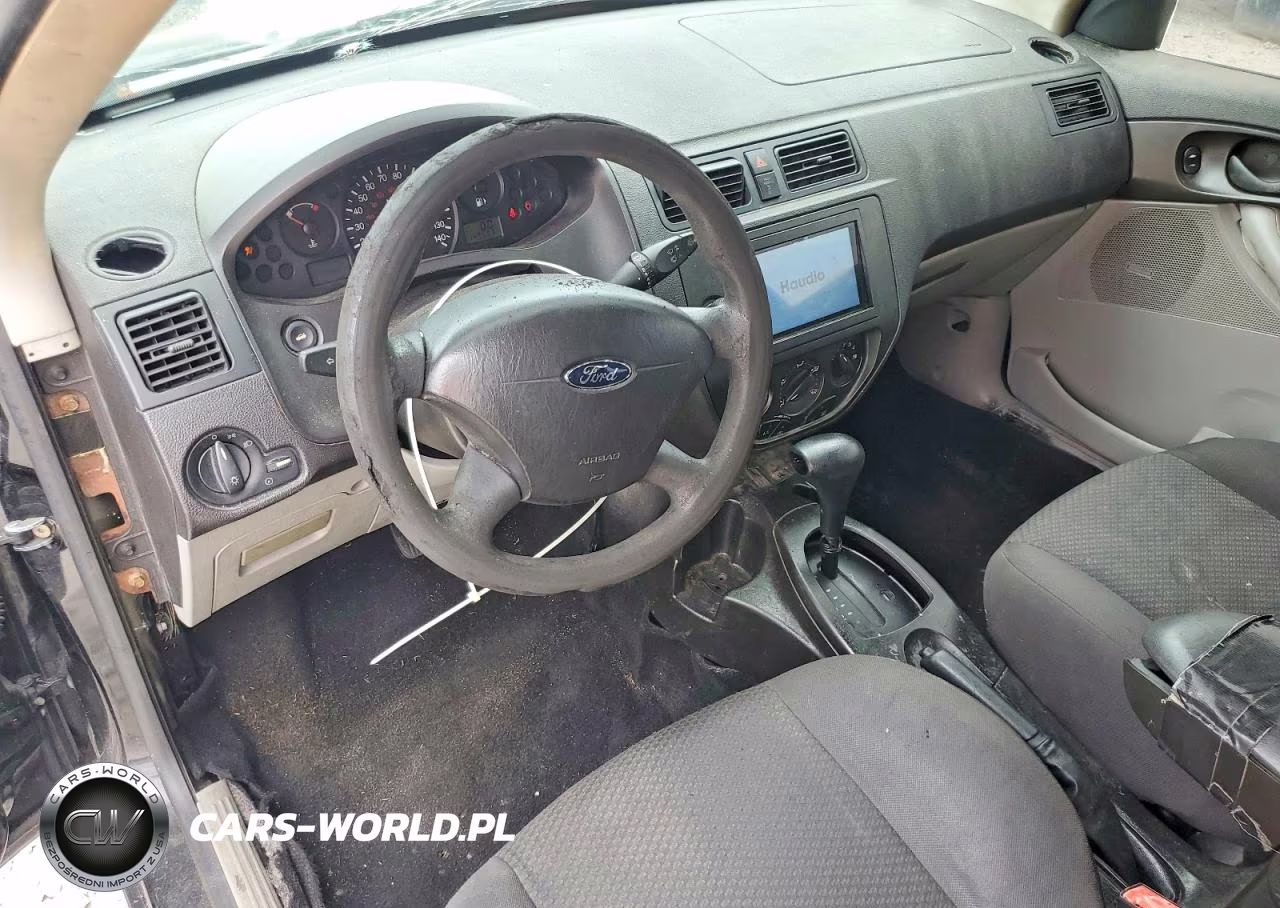 2005 Ford Focus Zx3 VIN:3FAFP31N45R156332 - 8
