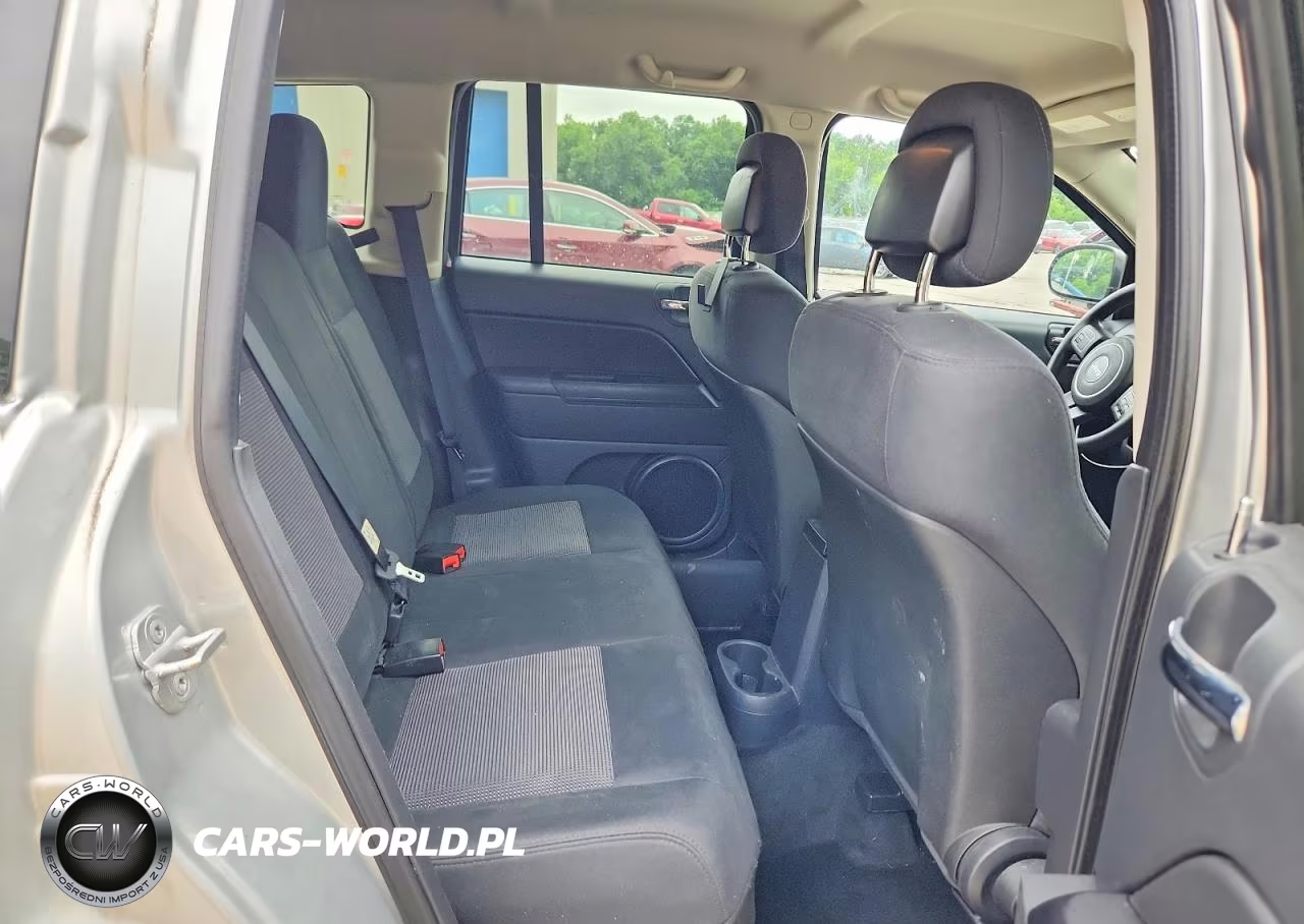 2013 Jeep Compass Sport VIN:1C4NJDBB2DD174157 - 11