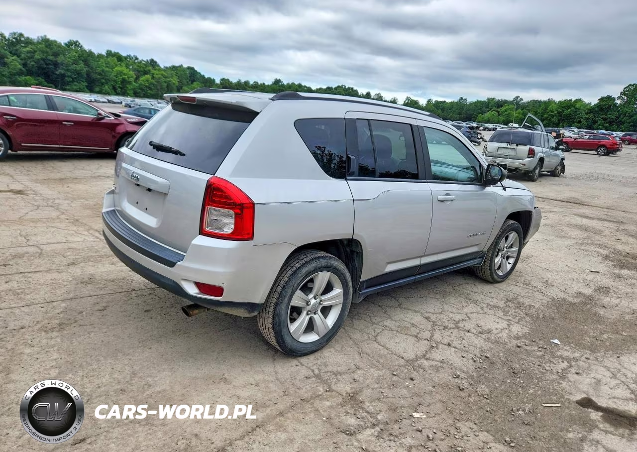 2013 Jeep Compass Sport VIN:1C4NJDBB2DD174157 - 3