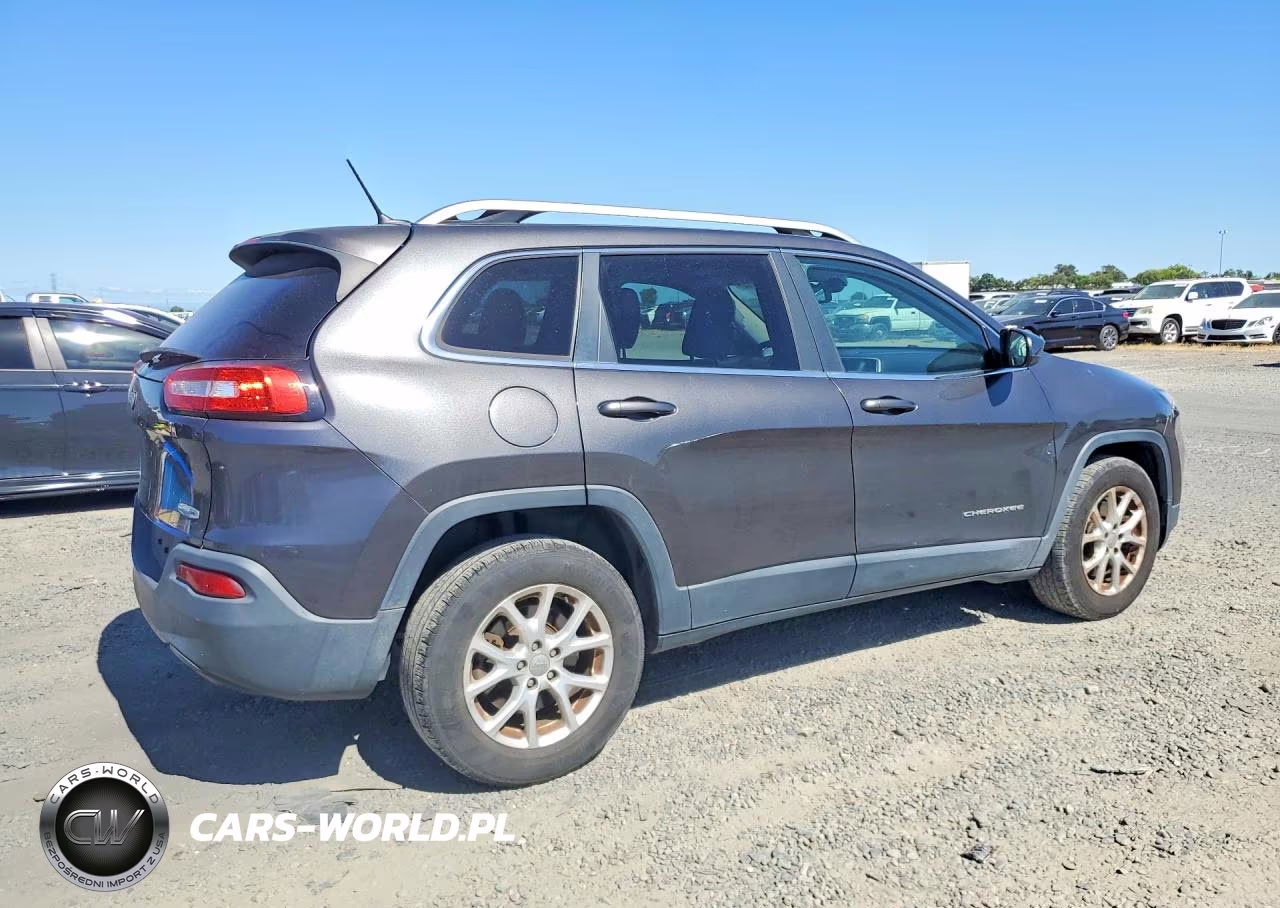 2014 Jeep Cherokee Latitude VIN:1C4PJMCS2EW297017 - 3