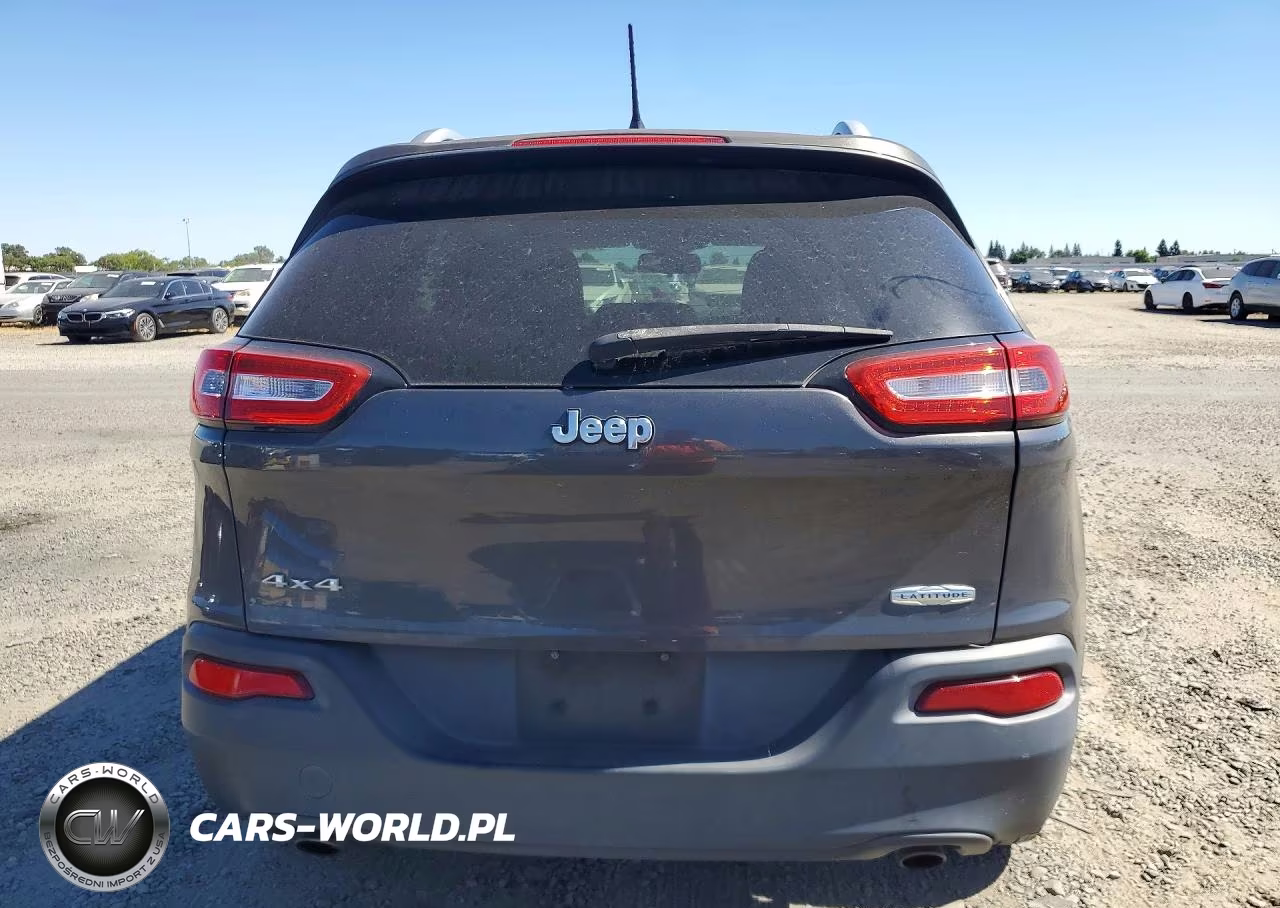 2014 Jeep Cherokee Latitude VIN:1C4PJMCS2EW297017 - 6