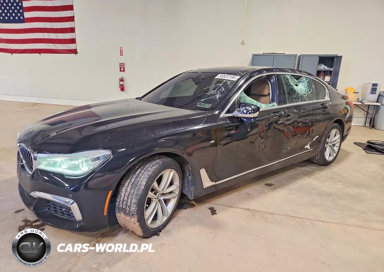 2016 BMW 750 Xi – zdjęcie 1 z 12