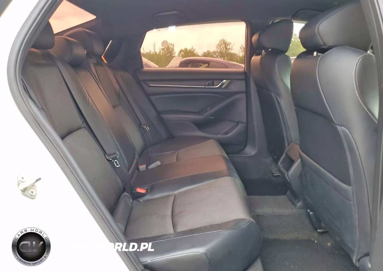 2018 Honda Accord Sport VIN:1HGCV1F30JA153769 - 10