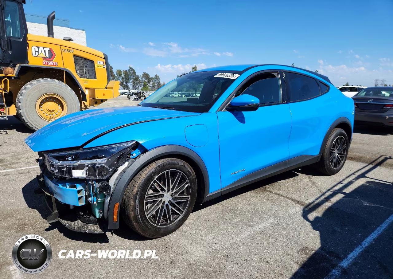 2022 Ford Mustang Mach-E Select