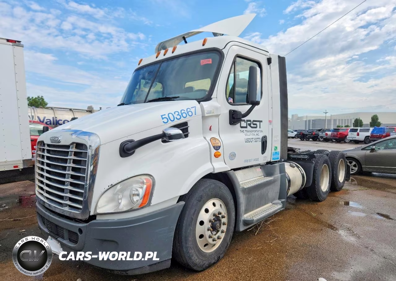 2019 Freightliner Cascadia 1 - Semi Truck VIN:3AKJGBDV3KDJW2113 - 2