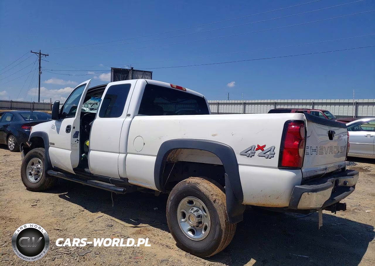 2005 Chevrolet Silverado K2500 Heavy Duty VIN:1GCHK29U45E152176 - 2