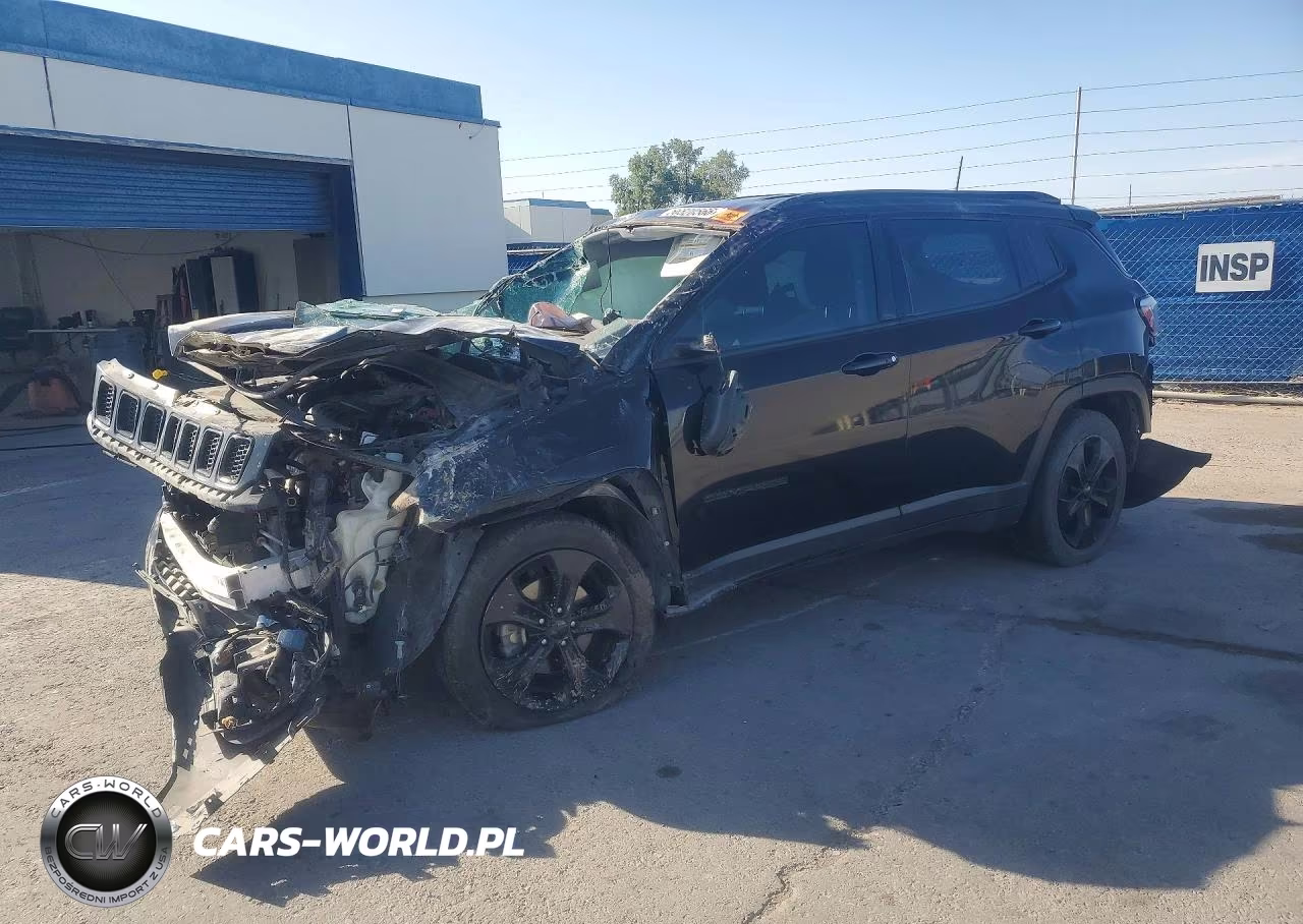 2020 Jeep Compass Latitude – zdjęcie 1 z 13