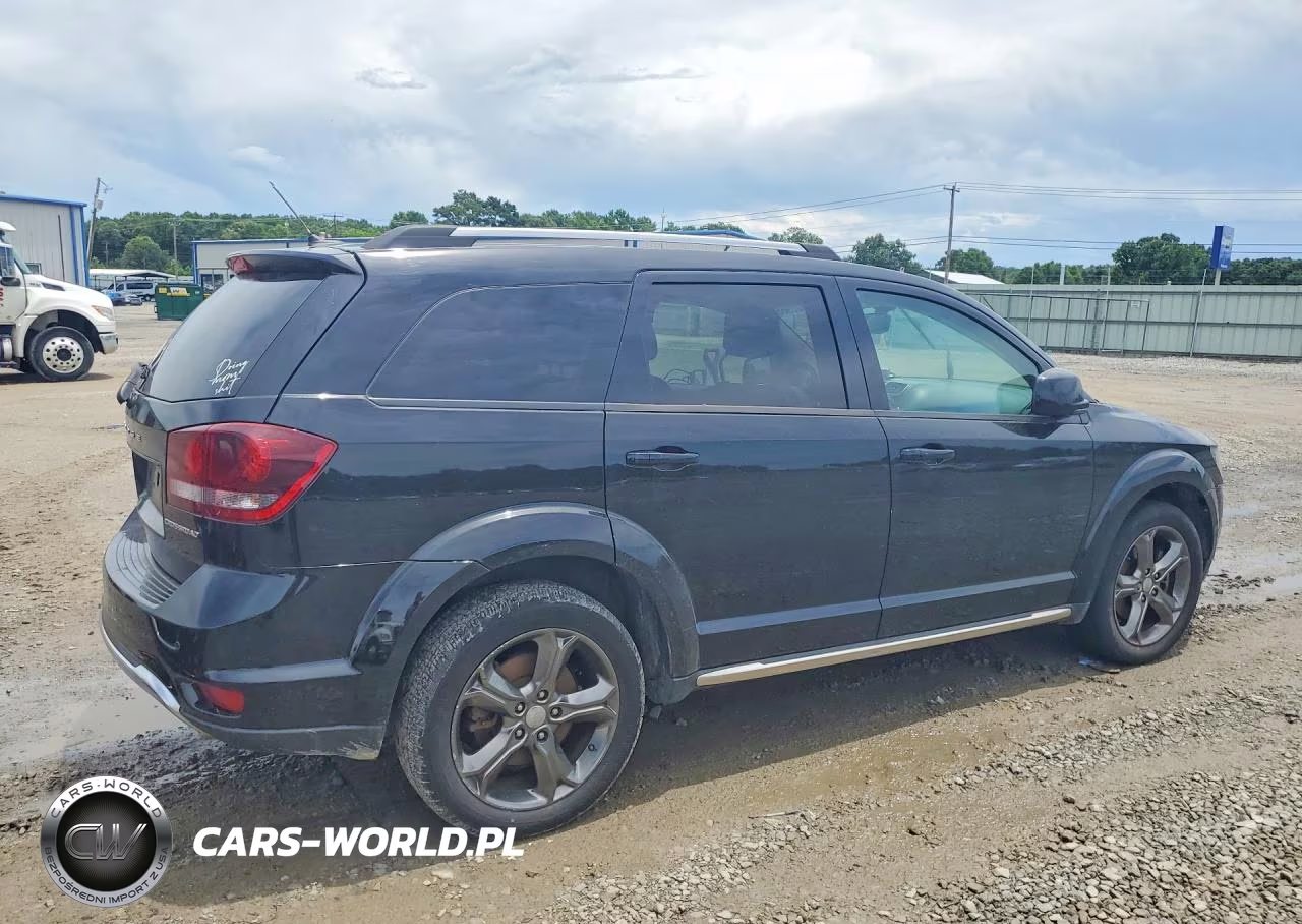 2015 Dodge Journey Crossroad VIN:3C4PDCGG4FT511570 - 3