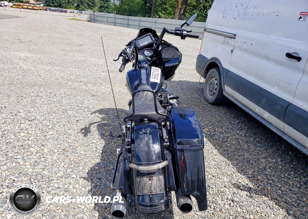 2018 Harley-Davidson Fltrxs Road Glide Special VIN:1HD1KTC11JB635804 - 4