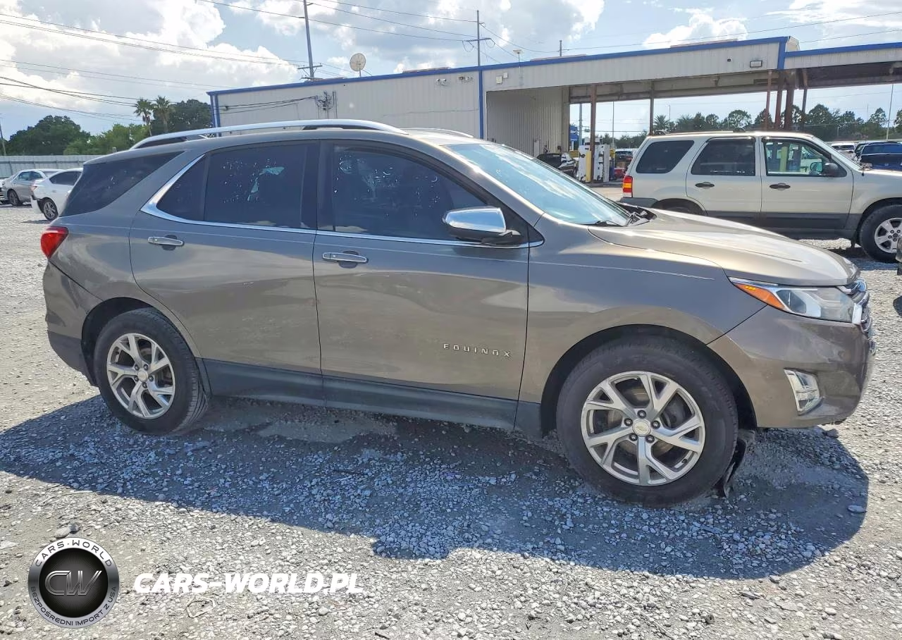 2019 Chevrolet Equinox Premier VIN:3GNAXNEV3KS553360 - 4