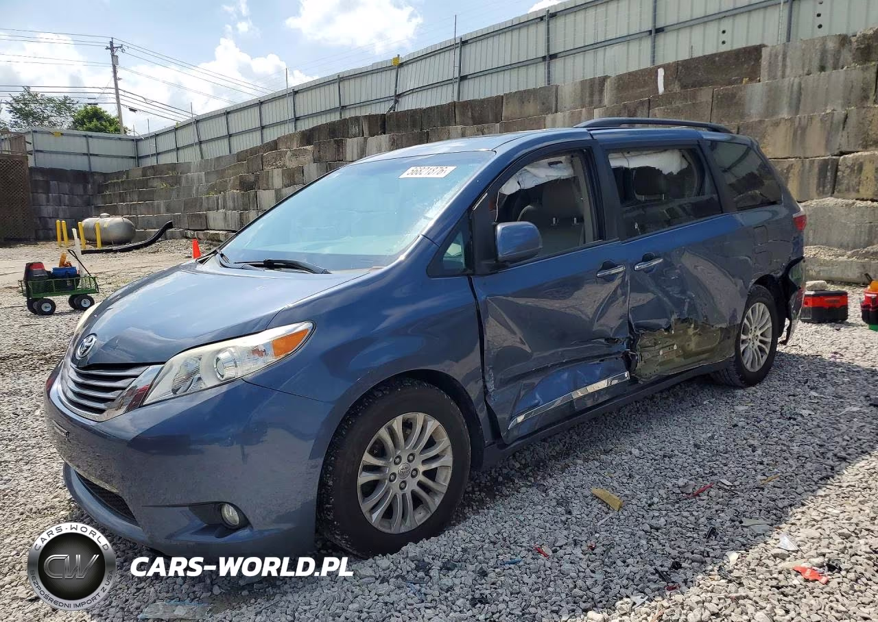 2015 Toyota Sienna Xle 8-Passenger