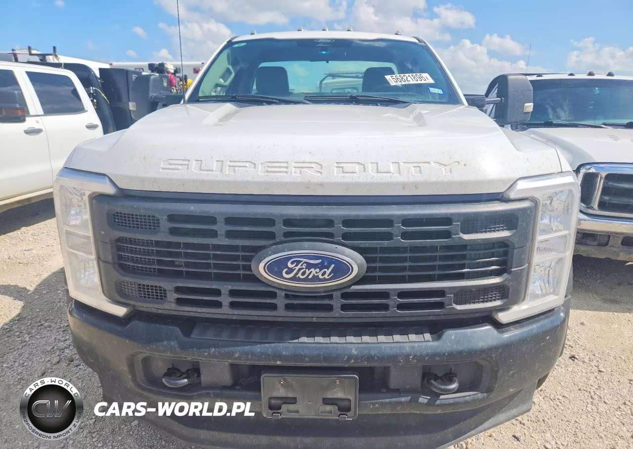 2024 Ford F550 Super Duty VIN:1FDUF5GT3RDA17695 - 5