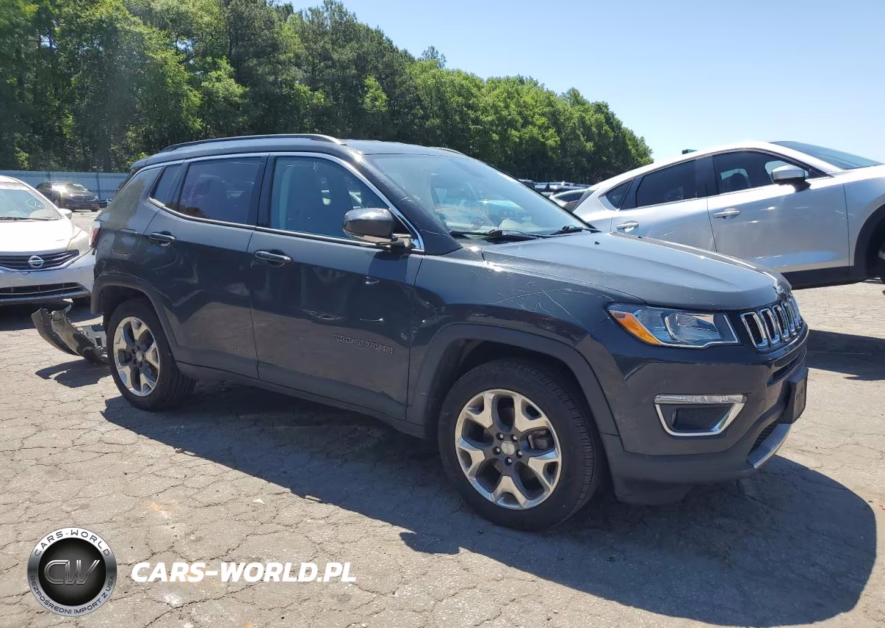 2018 Jeep Compass Limited VIN:3C4NJDCB6JT329085 - 4