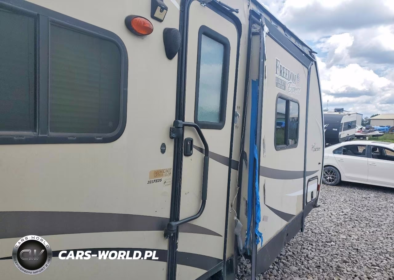 2016 Forest River Freedom Express Camper VIN:5ZT2FEXB9GA022934 - 9