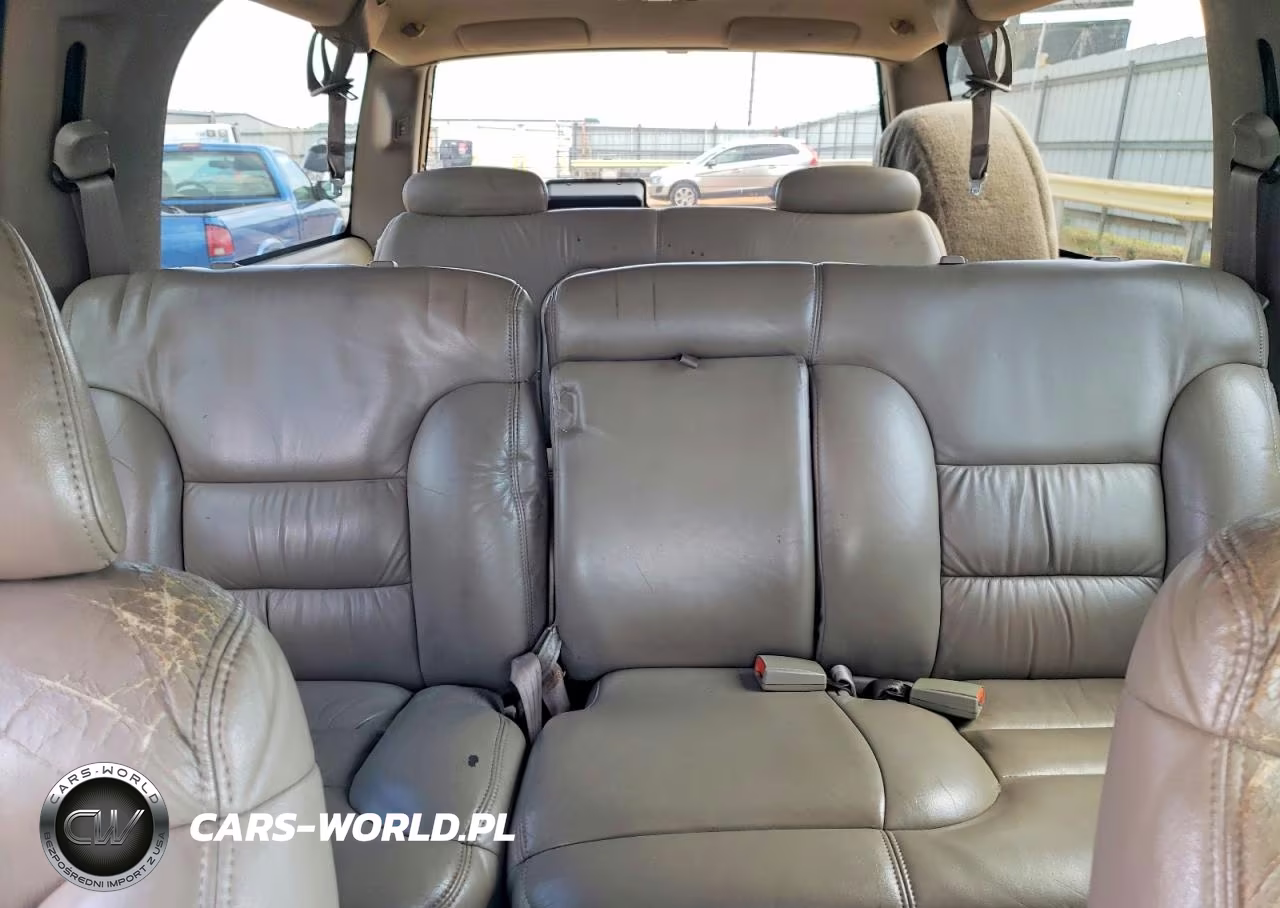 1999 Chevrolet Suburban K1500 VIN:1GNFK16R0XJ530397 - 10