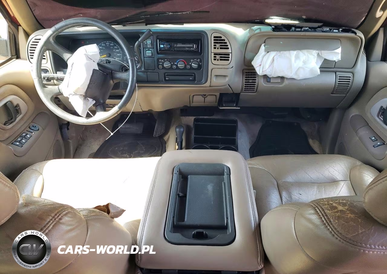 1999 Chevrolet Suburban K1500 VIN:1GNFK16R0XJ530397 - 8