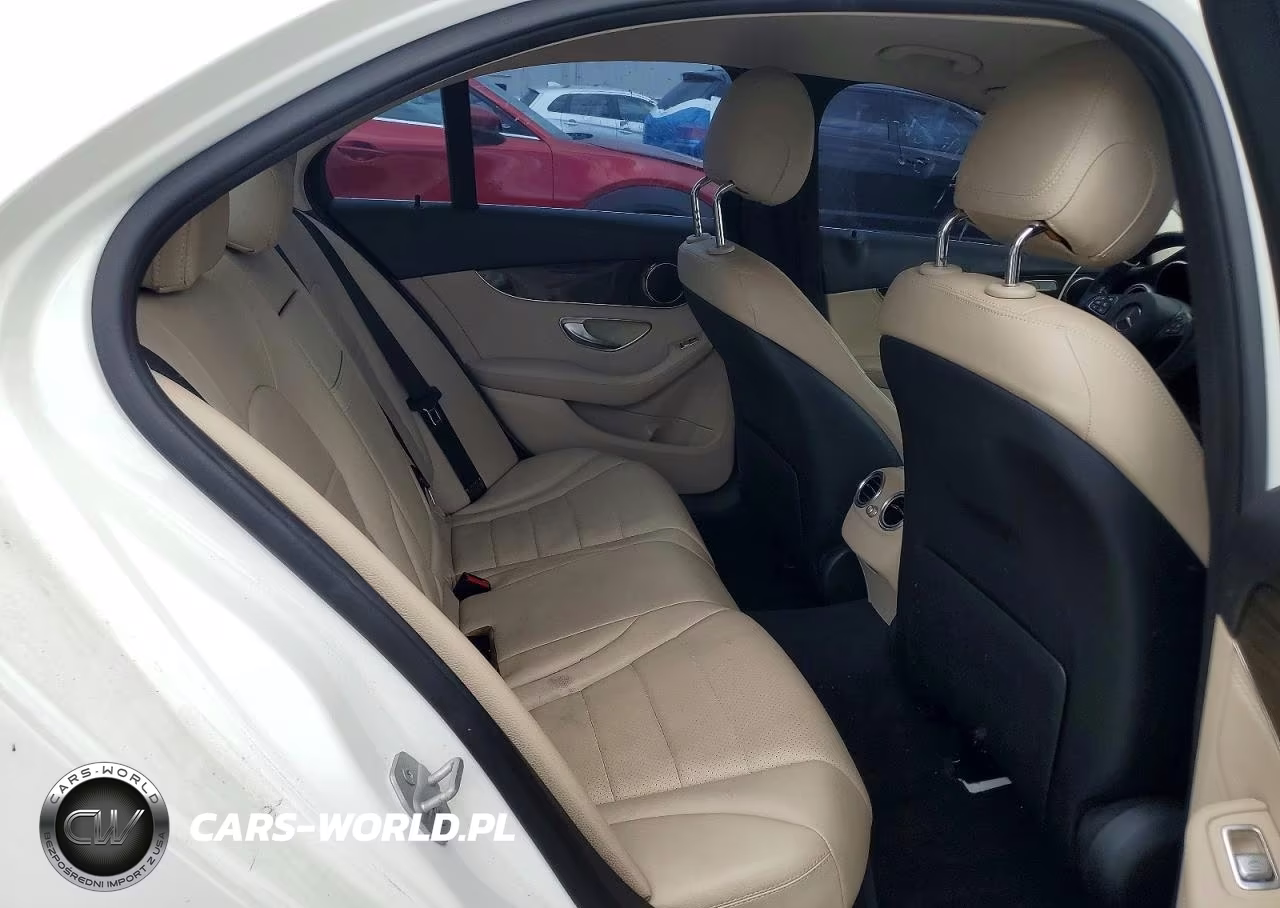 2016 Mercedes-Benz C 300 4Matic VIN:55SWF4KBXGU130974 - 10
