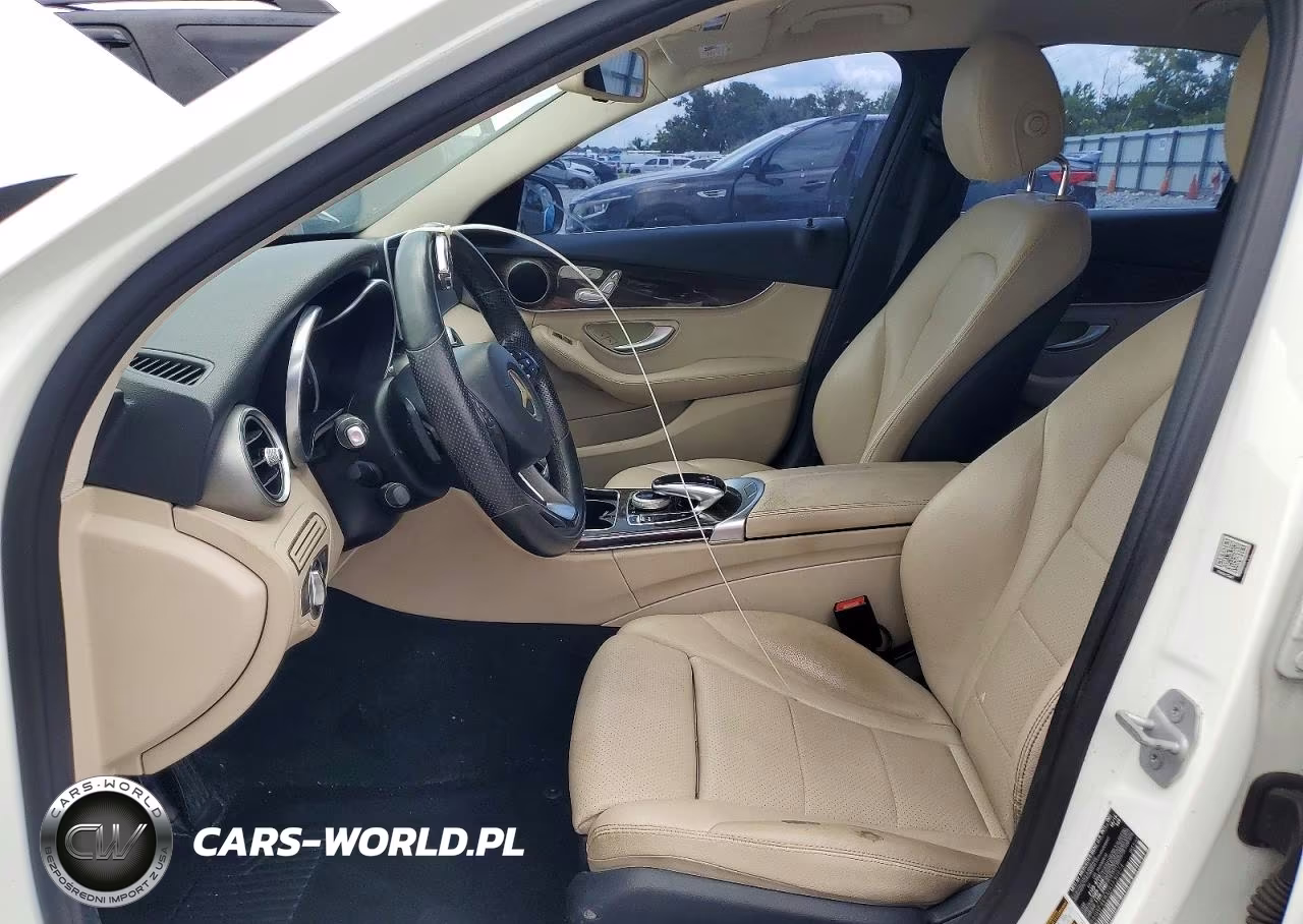 2016 Mercedes-Benz C 300 4Matic VIN:55SWF4KBXGU130974 - 7