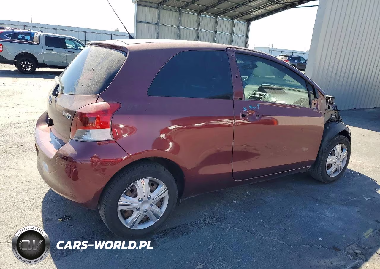 2010 Toyota Yaris Base VIN:JTDJT4K30A5324290 - 3