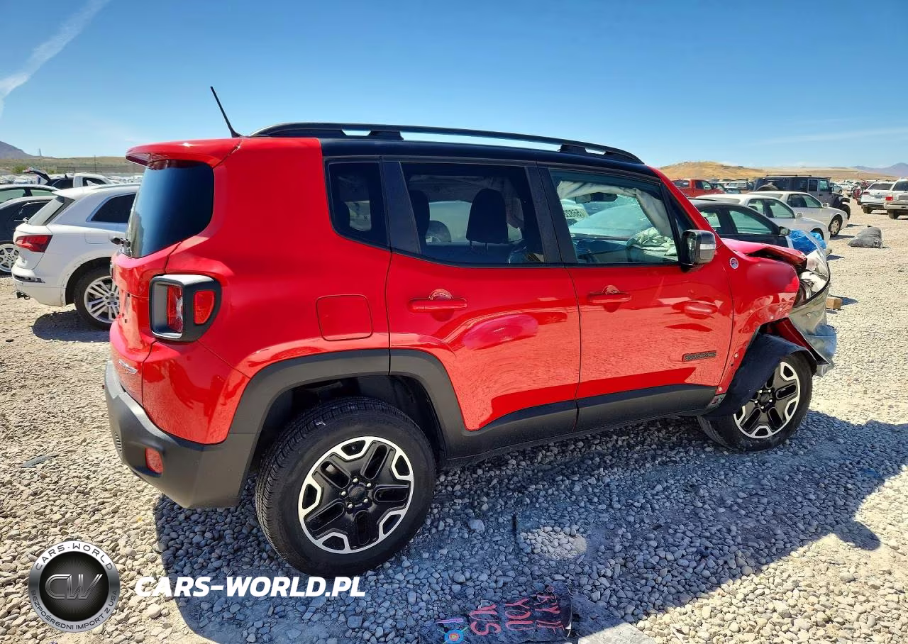 2017 Jeep Renegade Trailhawk VIN:ZACCJBCBXHPF55241 - 3