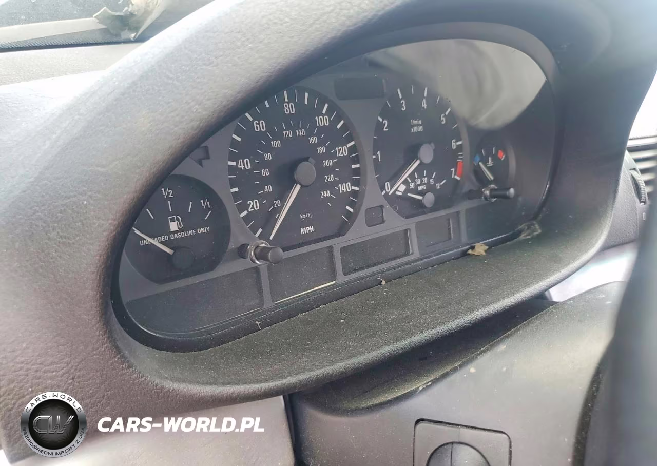 2005 BMW 325 I VIN:WBAET37475NJ86960 - 9