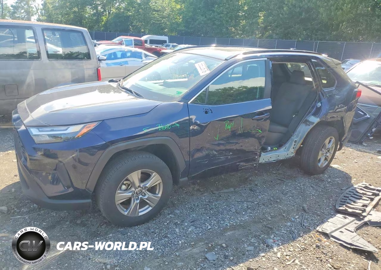 2024 Toyota Rav4 Hybrid Xle – zdjęcie 1 z 13