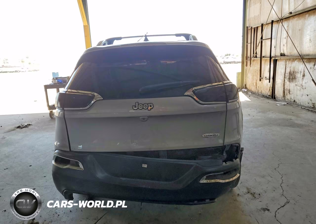 2016 Jeep Cherokee Latitude VIN:1C4PJLCB5GW234569 - 6