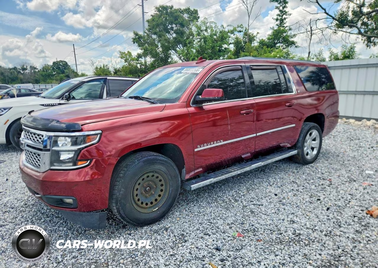 2017 Chevrolet Suburban K1500 Lt – zdjęcie 1 z 13