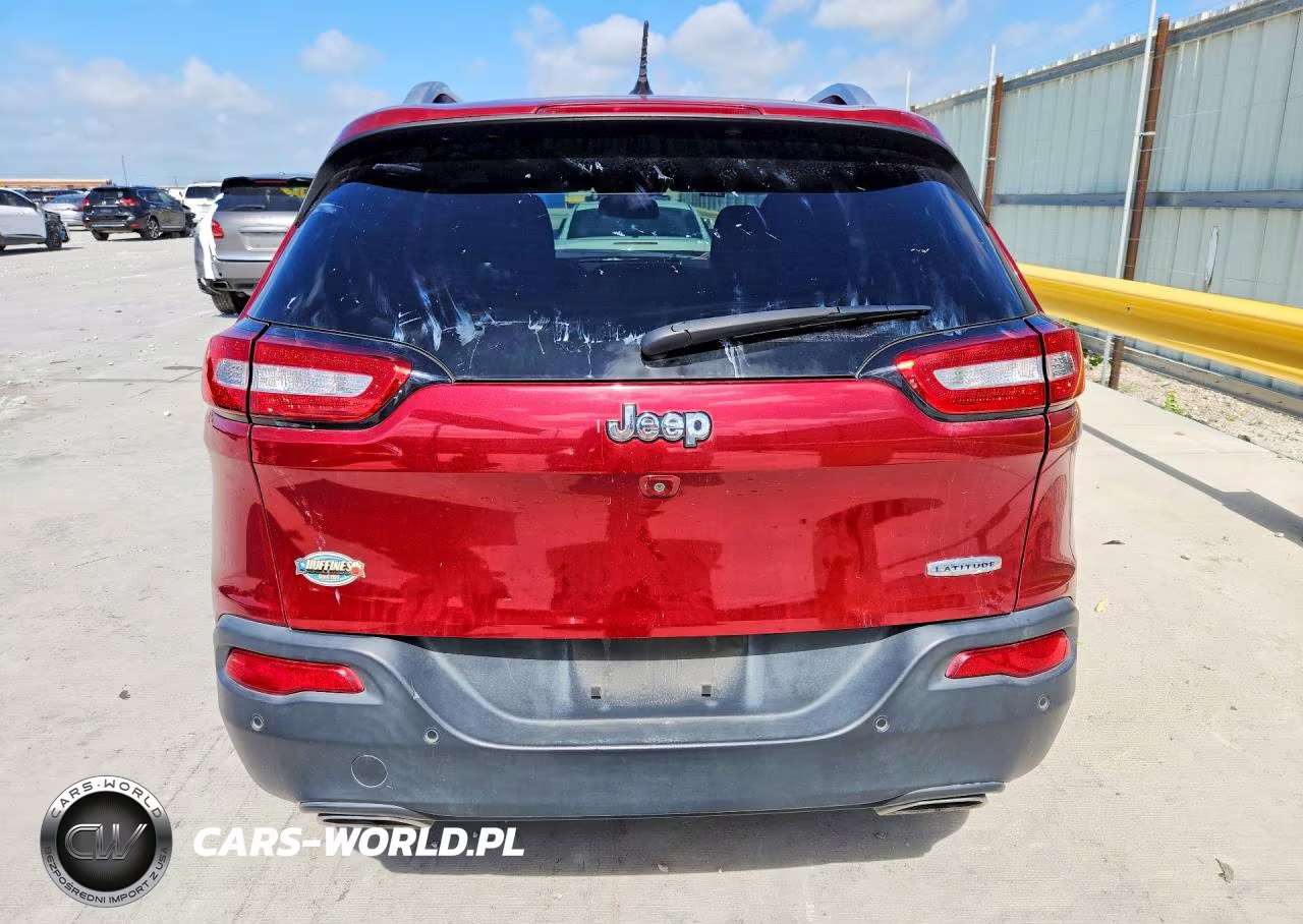 2016 Jeep Cherokee Latitude VIN:1C4PJLCS4GW177457 - 6