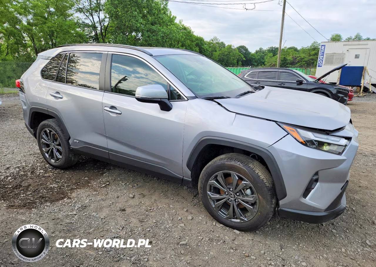 2025 Toyota Rav4 Xle Premium VIN:JTMB6RFV2SD157877 - 4