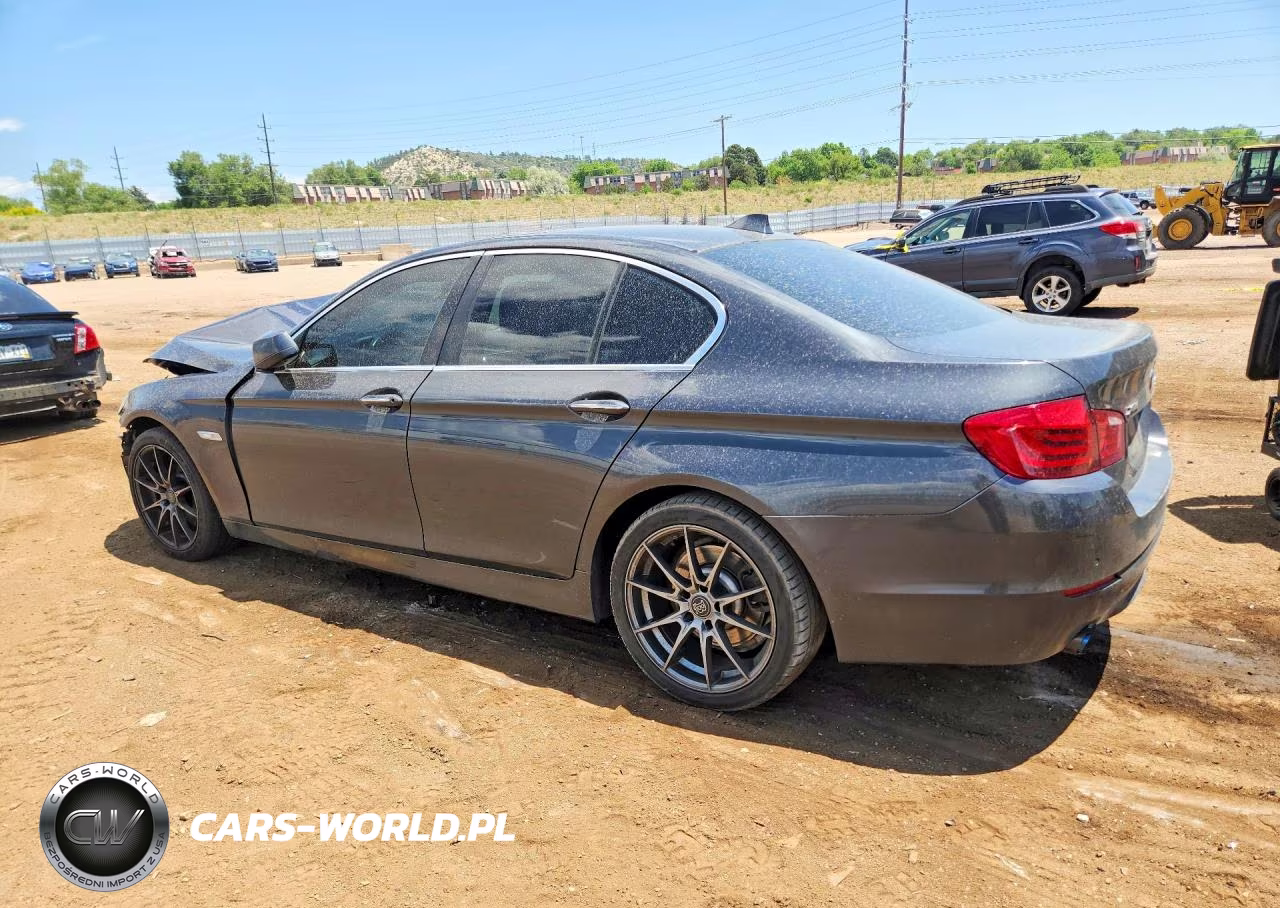 BMW 535 XI VIN:WBAFU7C50DDU77585 - 2