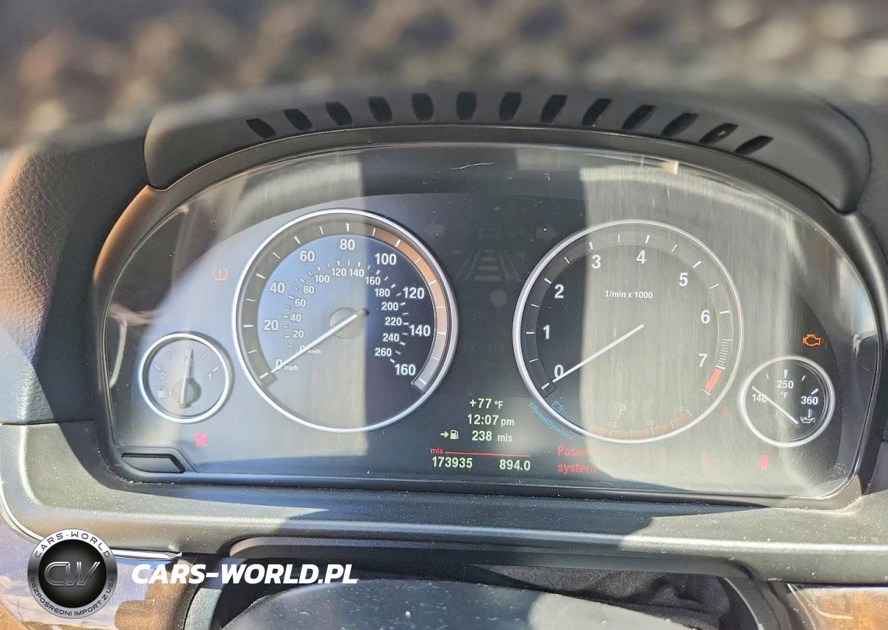 BMW 535 XI VIN:WBAFU7C50DDU77585 - 9