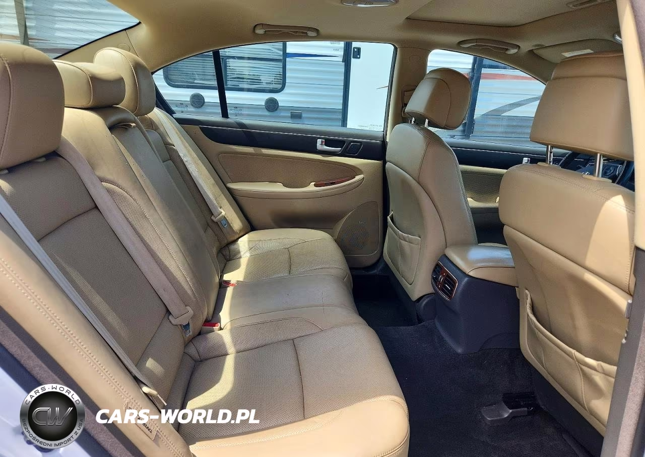 2013 Hyundai Genesis 3.8L VIN:KMHGC4DD8DU257654 - 10