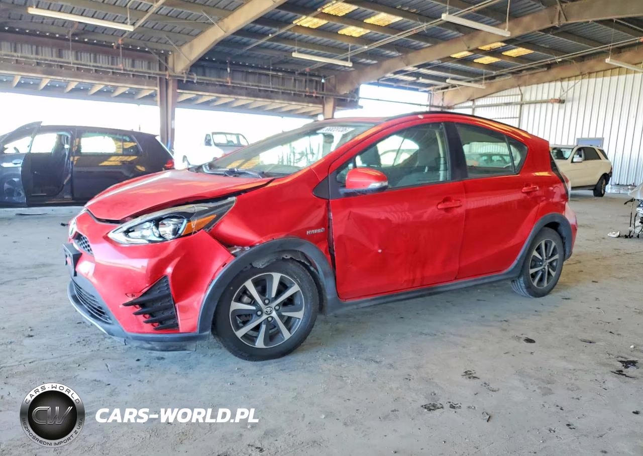 2019 Toyota Prius C L