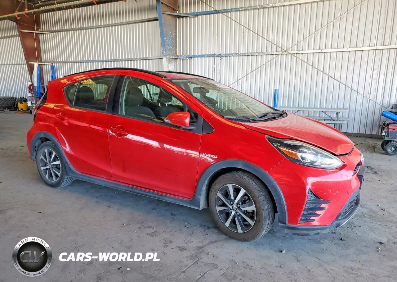 2019 Toyota Prius C L VIN:JTDKDTB39K1624754 - 4