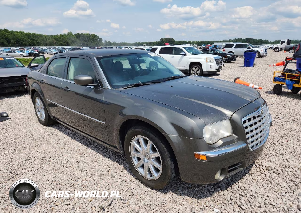 2008 Chrysler 300 Limited VIN:2C3KA33G68H255294 - 4