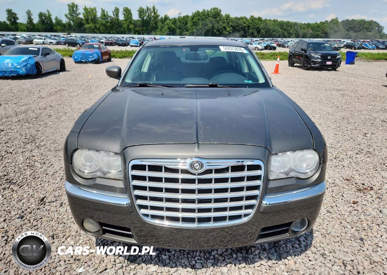 2008 Chrysler 300 Limited VIN:2C3KA33G68H255294 - 5