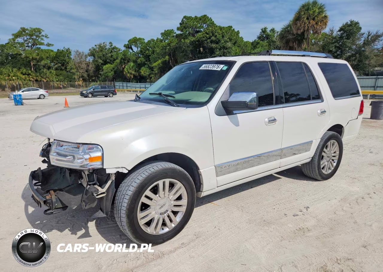 2011 Lincoln Navigator