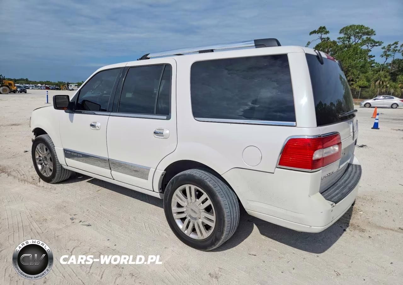 2011 Lincoln Navigator VIN:5LMJJ2H5XBEJ08492 - 2