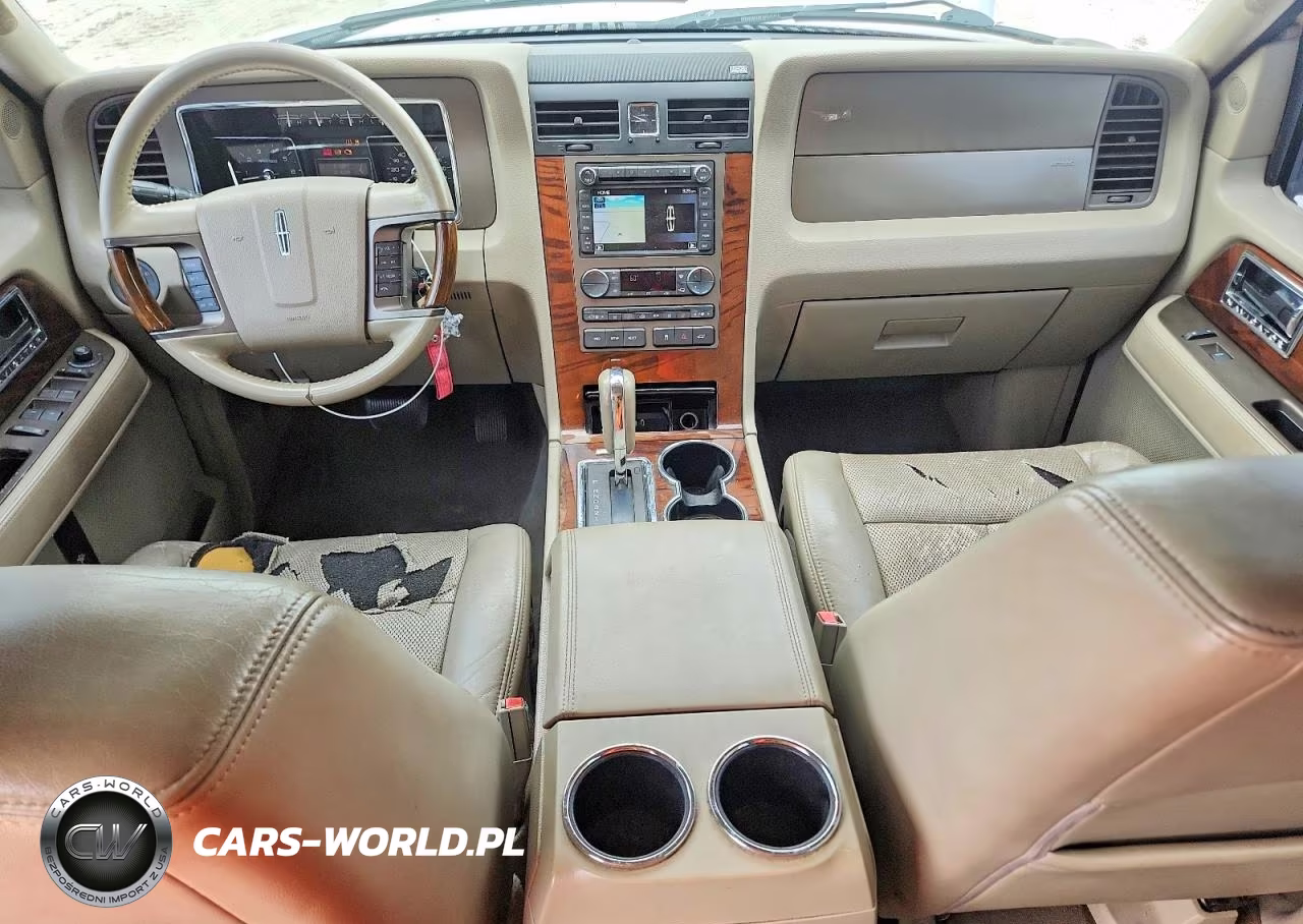 2011 Lincoln Navigator VIN:5LMJJ2H5XBEJ08492 - 8