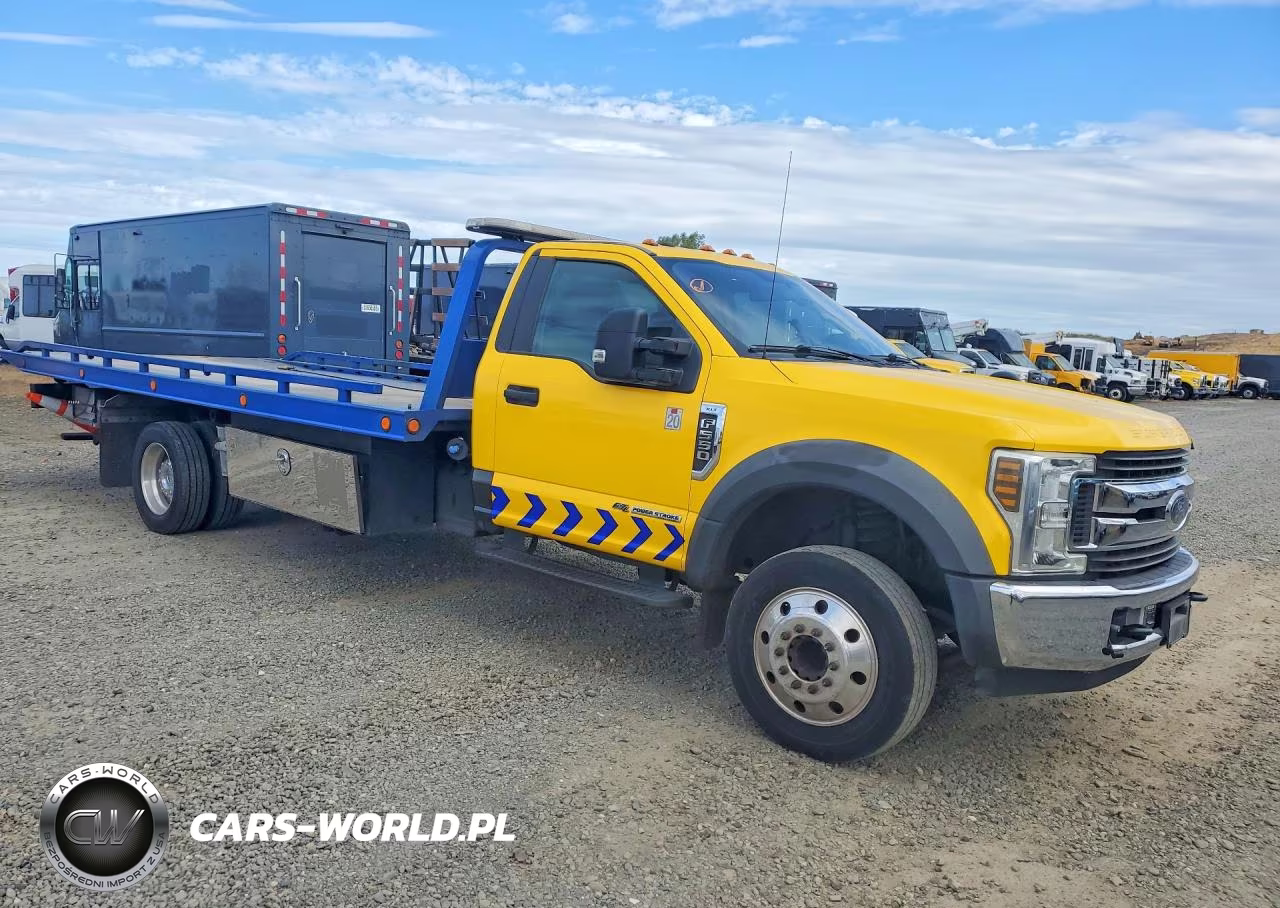2019 Ford F550 Super Duty VIN:1FDUF5GT2KEF91303 - 4