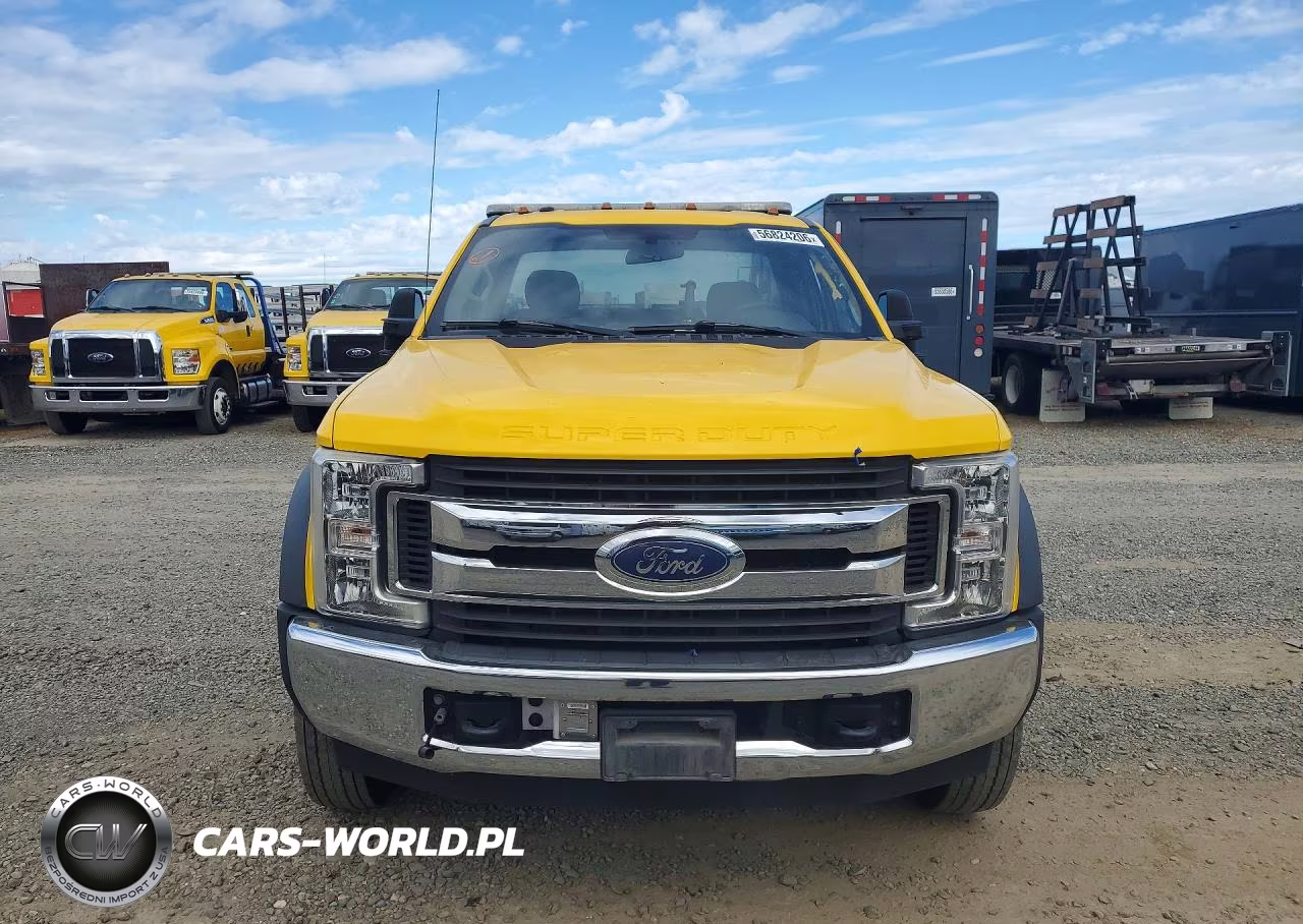 2019 Ford F550 Super Duty VIN:1FDUF5GT2KEF91303 - 5