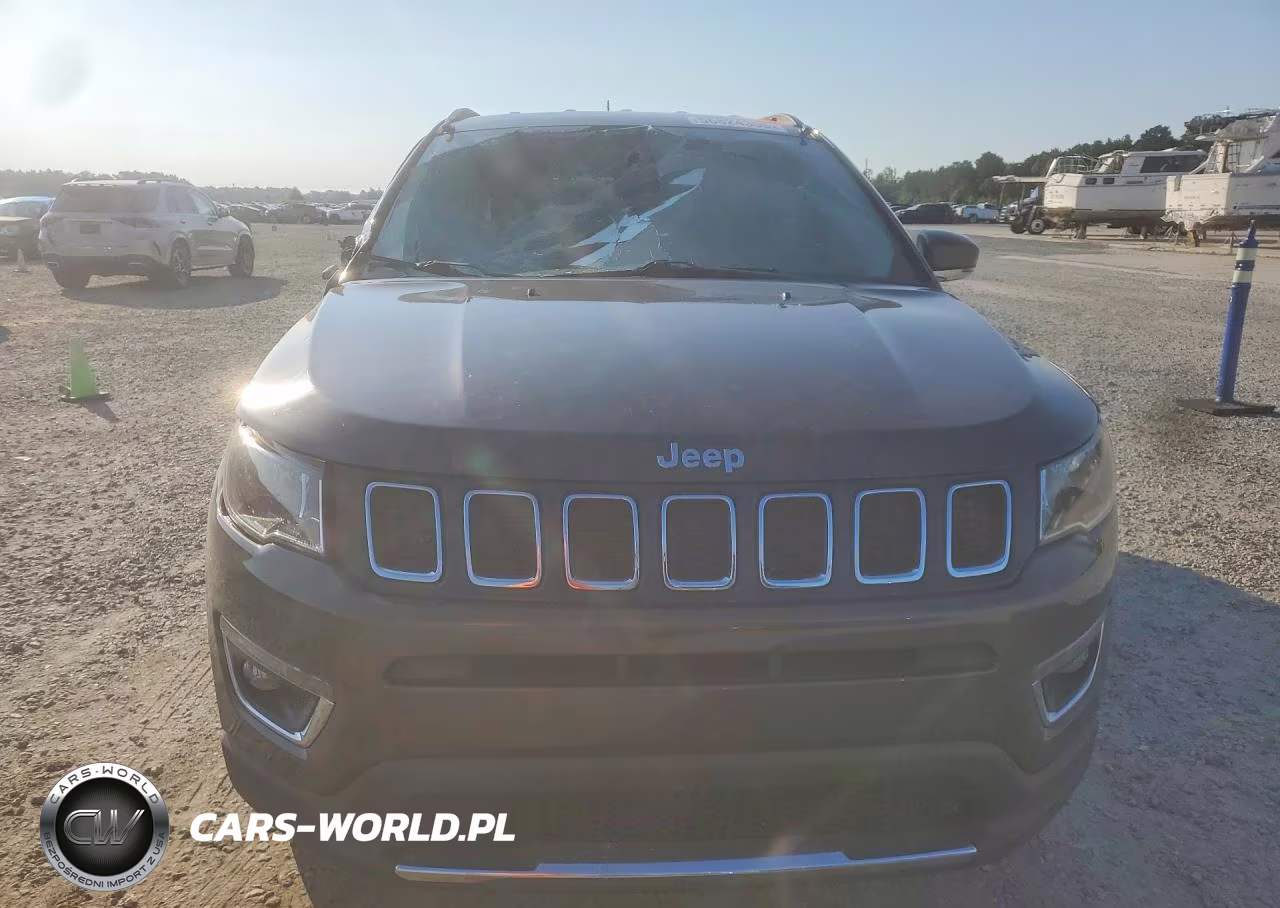 2018 Jeep Compass Limited VIN:3C4NJDCB5JT104706 - 5