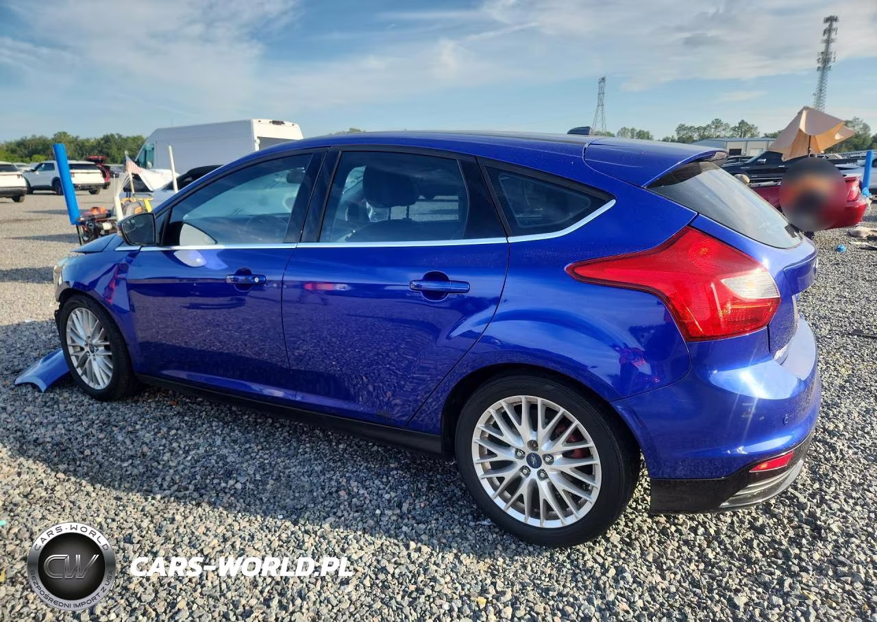2014 Ford Focus Titanium VIN:1FADP3N24EL119867 - 2