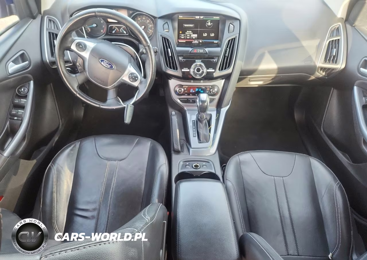 2014 Ford Focus Titanium VIN:1FADP3N24EL119867 - 8