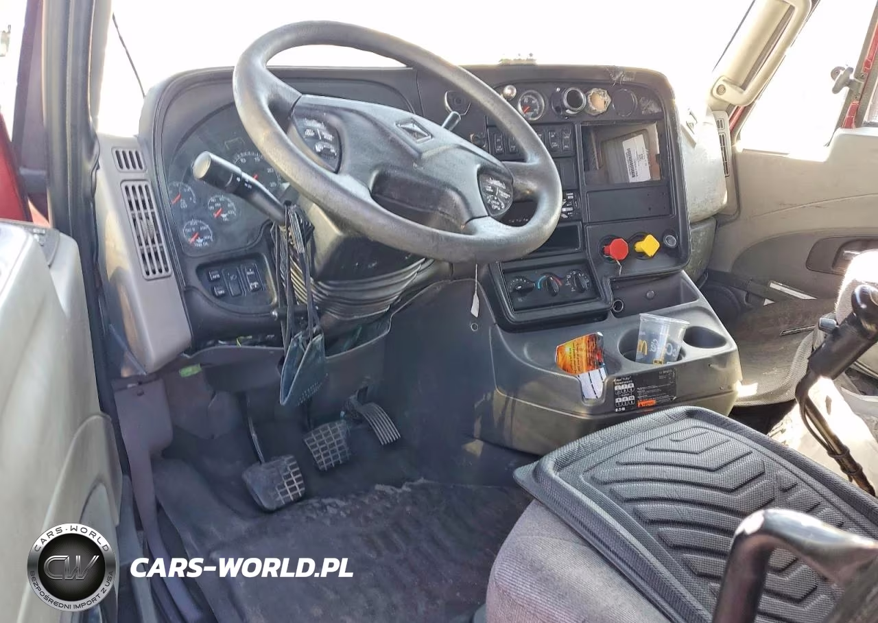 2017 International Prostar VIN:3HSDJAPR7HN465054 - 8